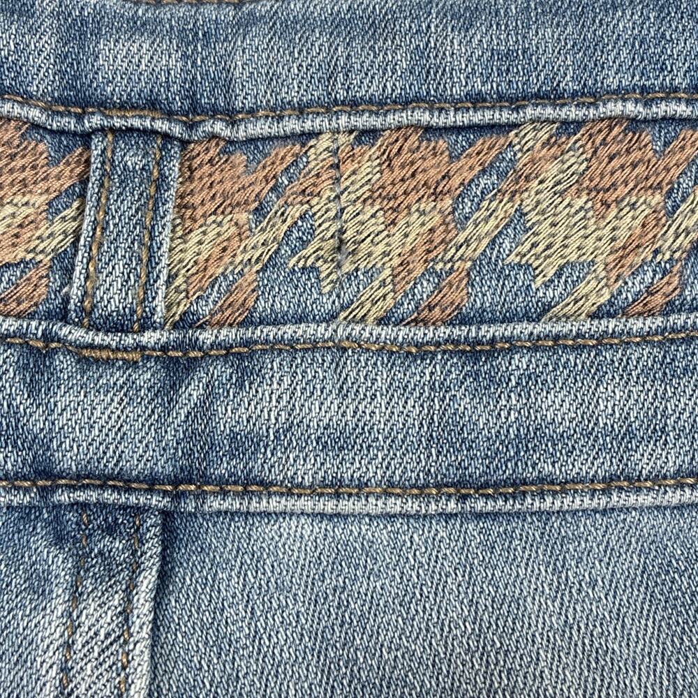 White House Black Market Extra High Rise Skinny Flare Embroidered Jean Size 8S - Picture 14 of 15